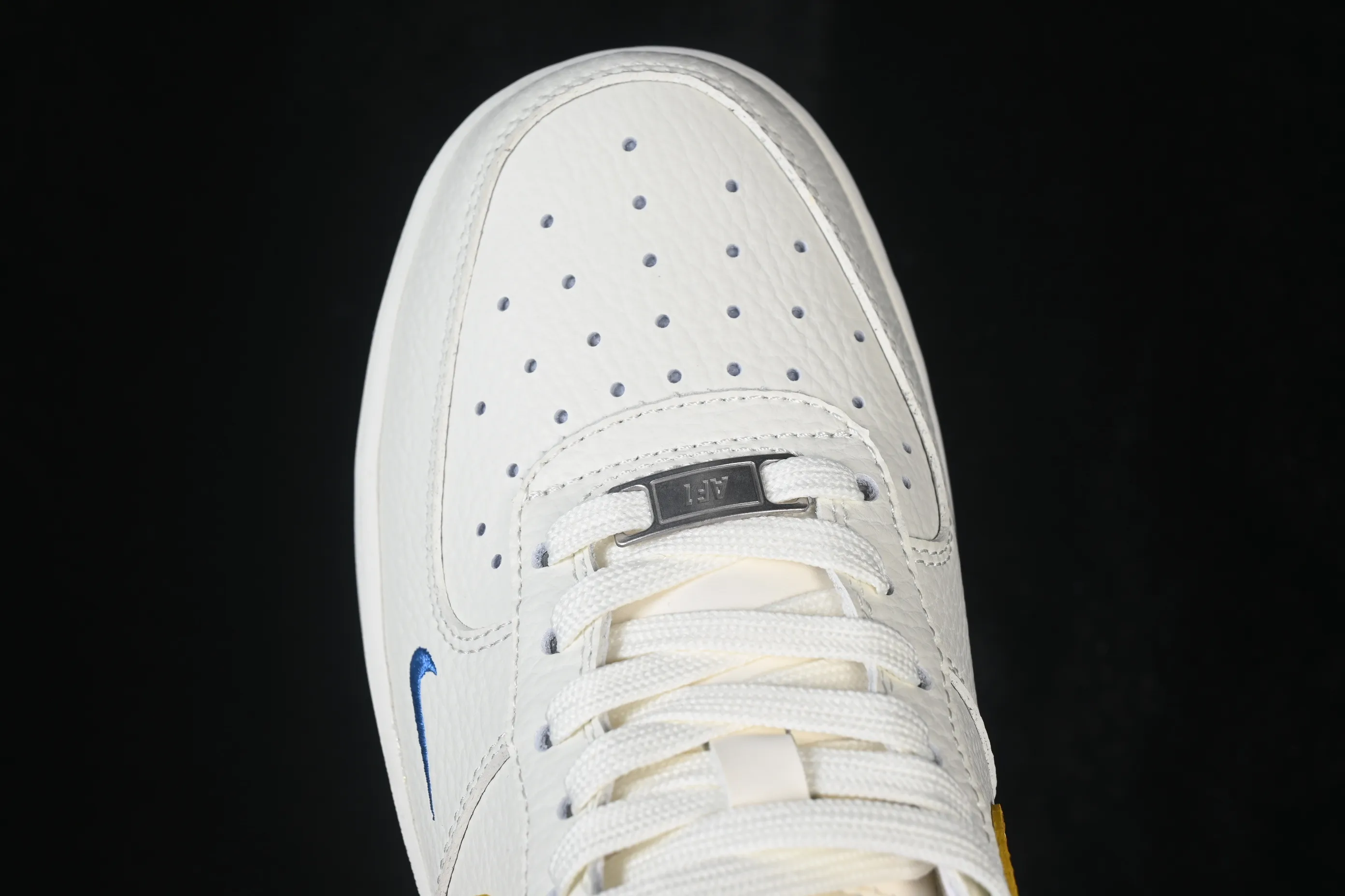 All Categories Nk Air Force 1 Air Force Series Nk Air Force 1 Low Air Force Low Nike Air Force 1'07 Low Cloud White Gold Air Force One Low Casual Shoes FZ1151-100